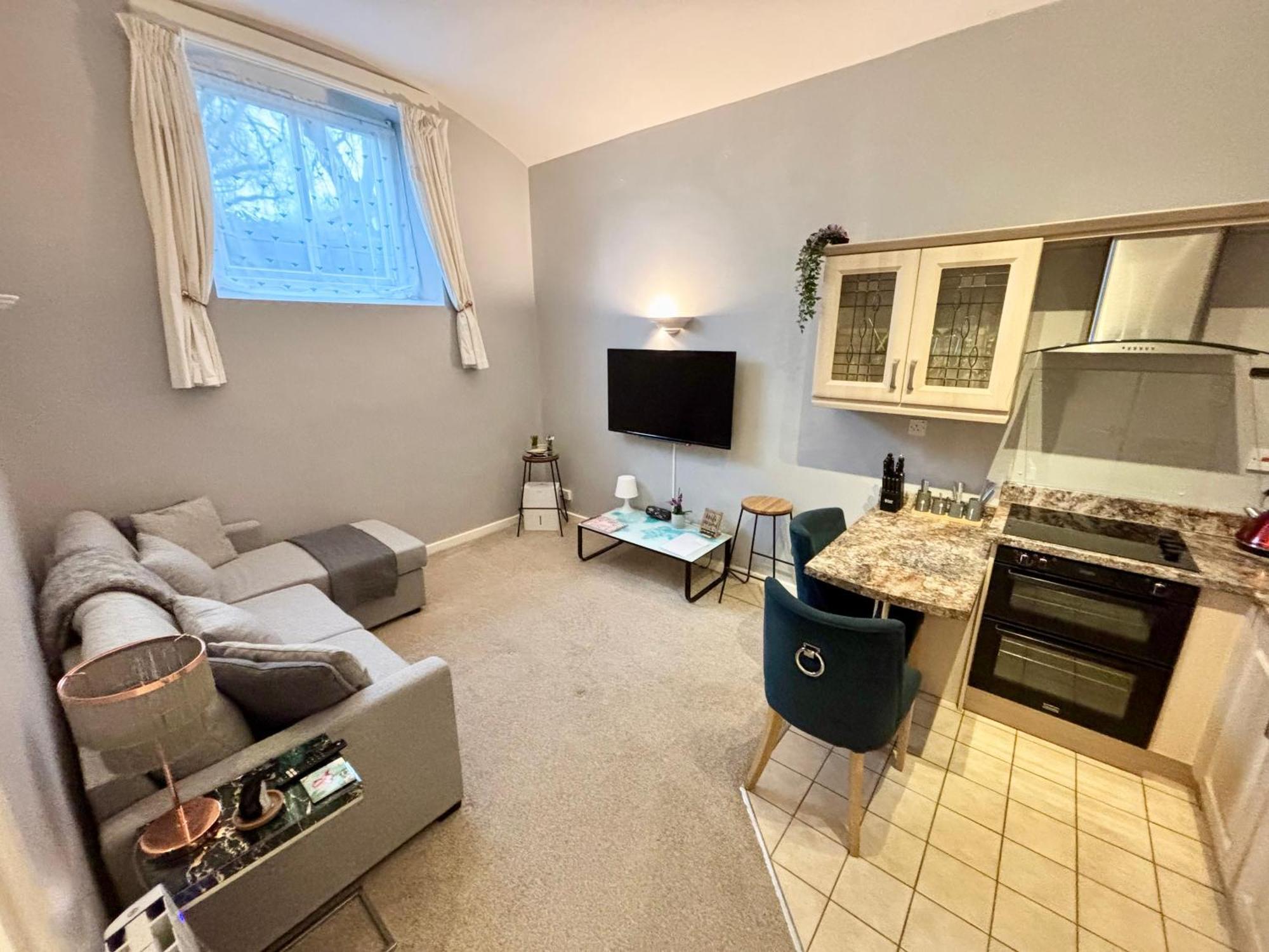 County House Centre With Parking Sleeps 4 Йорк